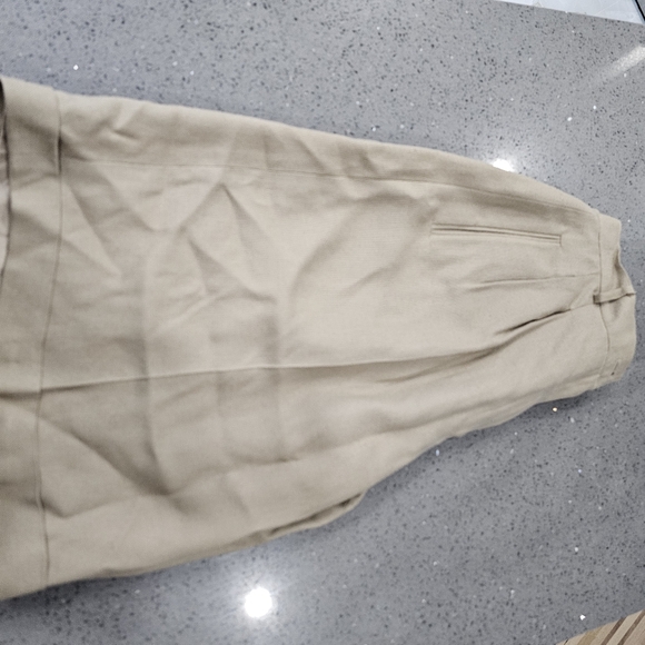 Vintage Liz Claibone Shorts - Picture 4 of 9